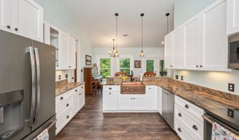 1827 Waterway Dr, Baker, FL 32531