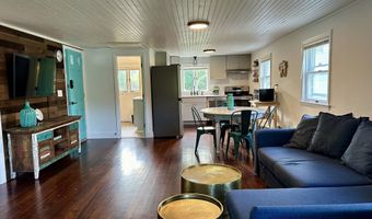 36 Tuxis Rd, Madison, CT 06443