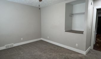 1302 Barnes St, Albion, MI 49224