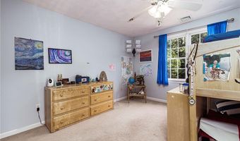 371 Glen Hill Dr, North Kingstown, RI 02874
