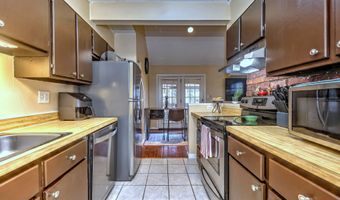 41 Chatham Ln, Bristol, CT 06010