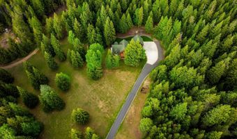 1201 Paradise Valley Rd, Bonners Ferry, ID 83805