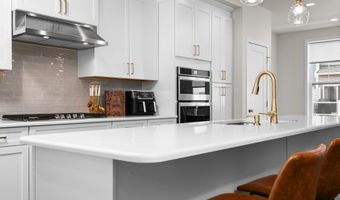 2949 Aughton Rd, Ann Arbor, MI 48105