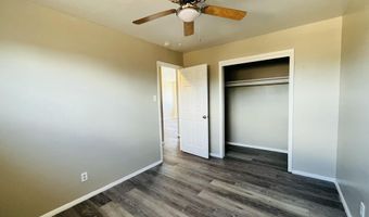 419 Dallas St SE A, Albuquerque, NM 87108