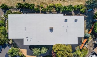 738 Fairway Ct, Ashland, OR 97520