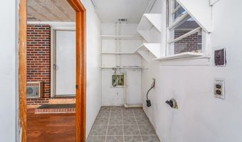 102 Lucerne, Baxley, GA 31513