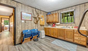 11 Carmen Gln, Albrightsville, PA 18210
