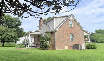 512 Lookout Dr, Arab, AL 35016