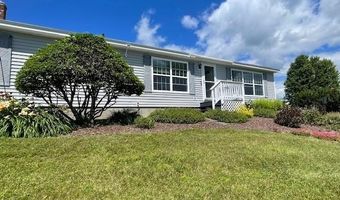 14 Grandview Dr, Berlin, NH 03570