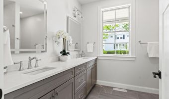 24 Amerescoggin Rd, Falmouth, ME 04105