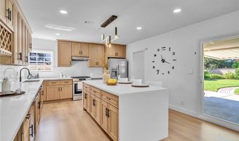 1321 S 8th Ave, Arcadia, CA 91006