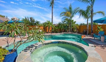 595 S Hidden Trails Rd, Escondido, CA 92027
