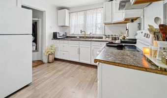 203 S Mesa St, Carlsbad, NM 88220