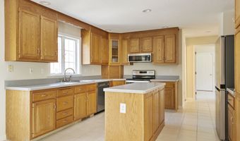 555 Waterville Rd, Avon, CT 06001