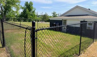 819 N MAPLE St, Adamsville, TN 38310