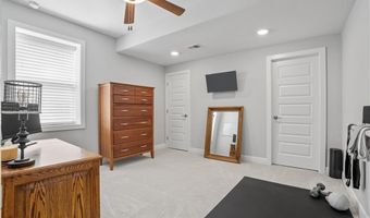 4313 Lakeview Ter, Basehor, KS 66007