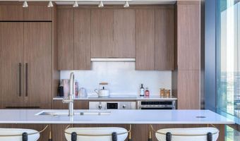 1-5 DOCK St PH2702, Philadelphia, PA 19106