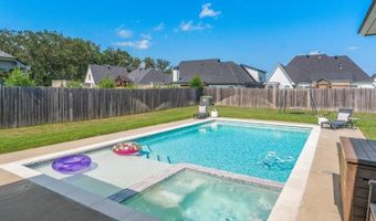510 Linden Cir, Benton, LA 71006
