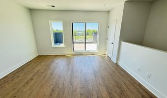 33 LOWER SERVICE Ct NW, Washington, DC 20001