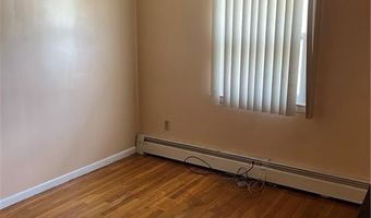 52 Bicentennial Way, North Providence, RI 02911