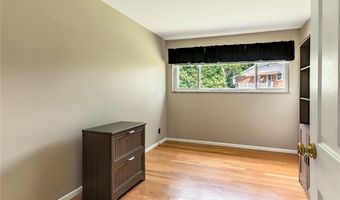6011 Ranchwood Dr, Affton, MO 63123