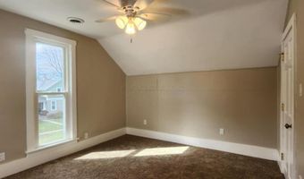 430 N Simon St, Ada, OH 45810