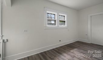 10729 N Main St, Archdale, NC 27263