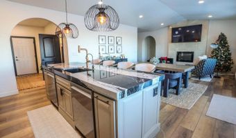 811 S Ibis St, Aberdeen, SD 57401