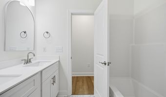823 Mulligan Dr, Ayden, NC 28513