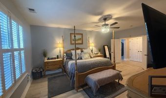 7 Old Mill Ct, Barnegat, NJ 08005