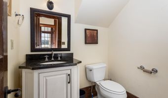 326 E 7TH St, Anniston, AL 36207