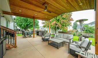 2013 NW School St, Ankeny, IA 50023