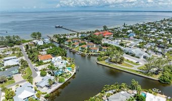 136 CRESCENT Dr, Anna Maria, FL 34216