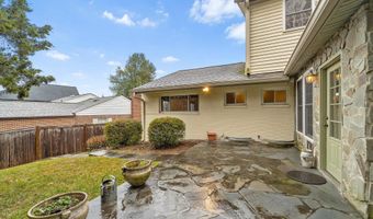 9306 PARKHILL Ter, Bethesda, MD 20814