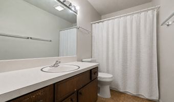 121 NW State St, Ankeny, IA 50023