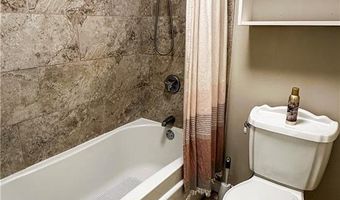 565 Smithfield Rd C6, North Providence, RI 02904