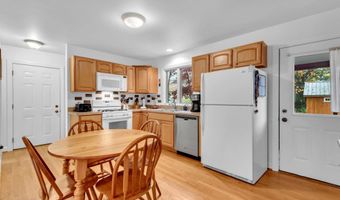 704 SEVERN Ave, Annapolis, MD 21403