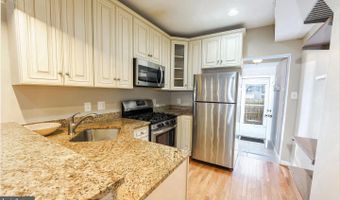 1210 ORONOCO St, Alexandria, VA 22314