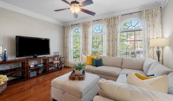 20430 CHETWOOD Ter, Ashburn, VA 20147