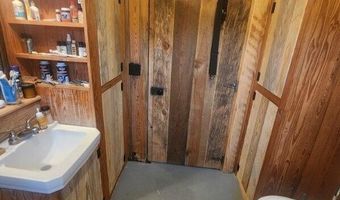 1748 Co Rd P-320, Ava, MO 65608