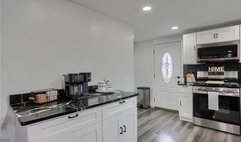 1703 Vanburen St, Aliquippa, PA 15001