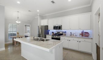 1402 Victoria Ln, Brandon, MS 39042
