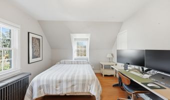 7908 W BOULEVARD Dr, Alexandria, VA 22308