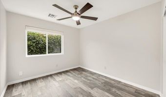 724 N ASH Dr, Chandler, AZ 85224
