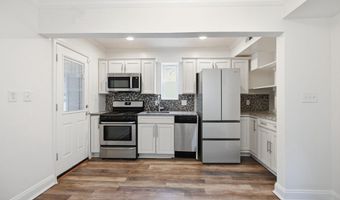 2842 30TH St NE, Washington, DC 20018