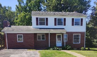 304 Plymouth St, Athens, WV 24712