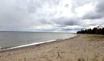 8292 N Point Shrs, Alpena, MI 49707