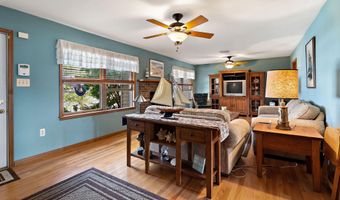 466 E Bay Ave, Barnegat, NJ 08005