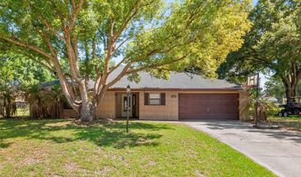 905 VAN Dr, Auburndale, FL 33823