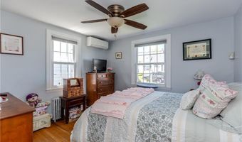 24 Columbus Blvd, Cranston, RI 02910